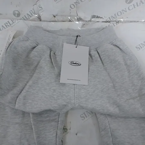 SEEKERS SWEATPANTS IN GREY SIZE XS
