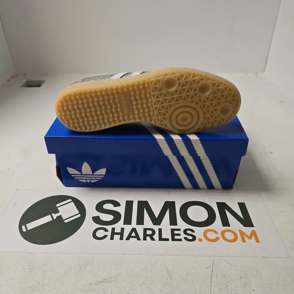 BOXED PAIR OF ADIDAS SAMBA OG WOMENS TRAINERS - UK 4.5
