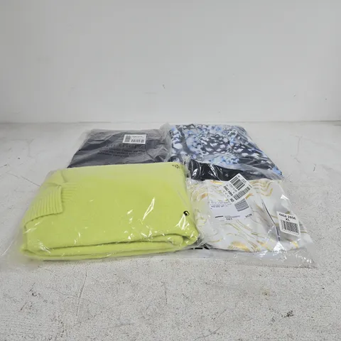 BOX OF APPROXIMATELY 20 ASSORTED CLOTHING ITEMS TO INCLUDE LASCANA ACTIVE ETC