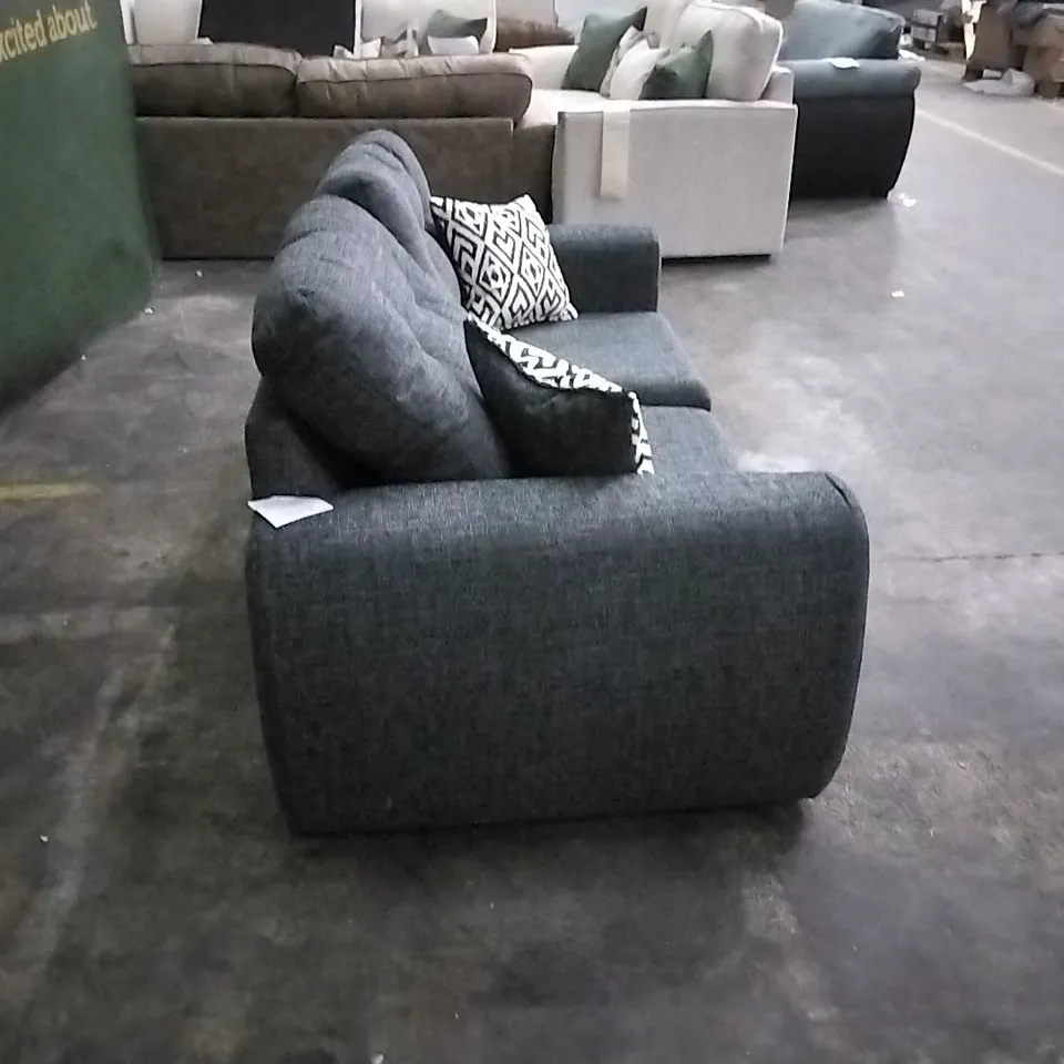 QUALITY DESIGNER  PRENT FABRIC SOFA