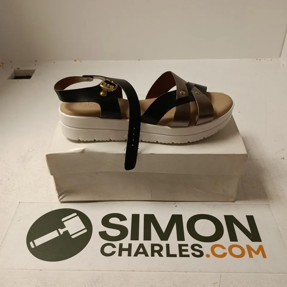 BOXED PAIR OF OBSEL STRAPPY SANDALS IN BACK/WHITE - SIZE 39