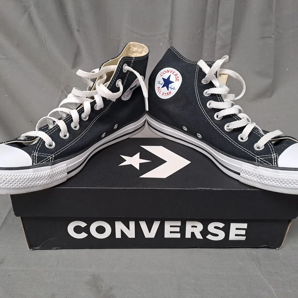 BOXED PAIR OF CONVERSE ALL STAR HI CANVAS SHOES IN BLACK UK SIZE 8