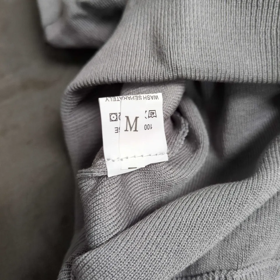 GREY KNIT SWEATSHIRT WITH WHITE TRIM – MEN'S SIZE M PLUS TROUSERS