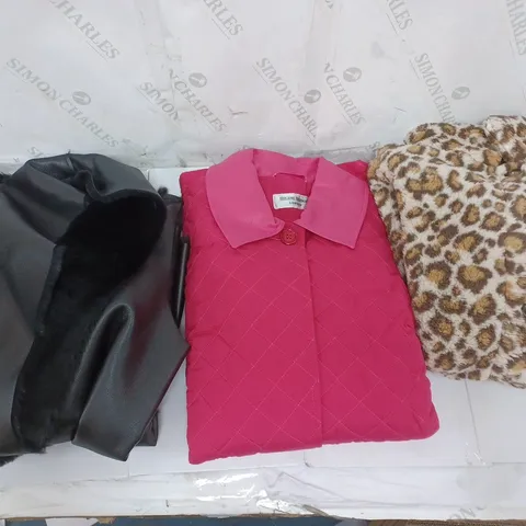 BOX OF 9 ASSORTED CLOTHING ITEMS TO INCLUDE FLUFFY LEOPARD PRINT JACKET, PINK COLLARED JACKET , ETC