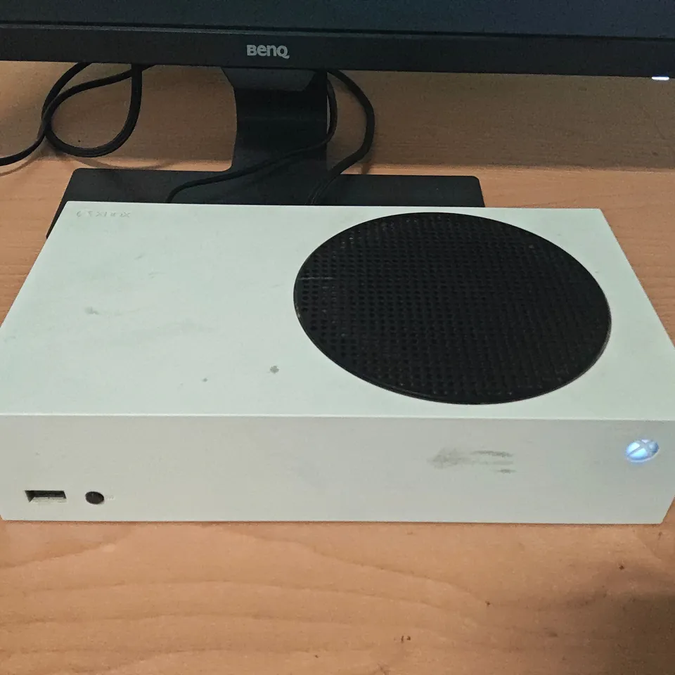 UNBOXED XBOX SERIES S DISC FREE CONSOLE 