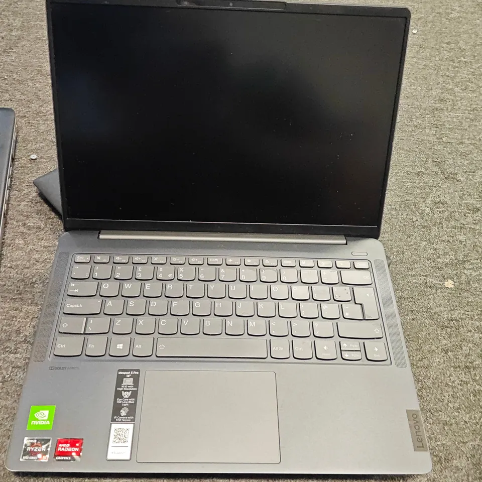 LOT OF 4 ASSORTED LAPTOPS TO INCLUDE HP, DELL AND LENOVO