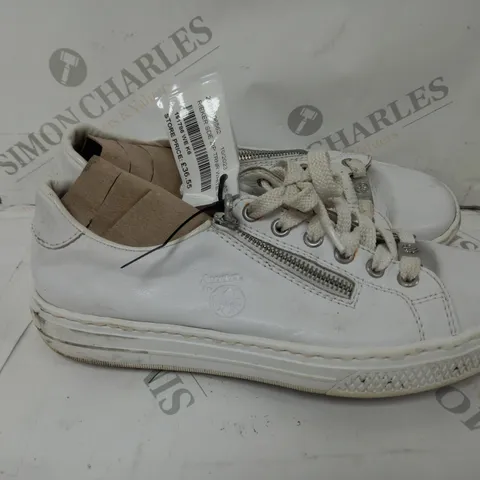 RIEKER LEATHER TRAINER WITH SIDE ZIP IN WHITE - SIZE 6