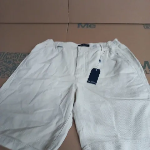 MR MARVIS MEN'S SHORTS β LIGHT BEIGE, UK 32 (W32/MEDIUM)