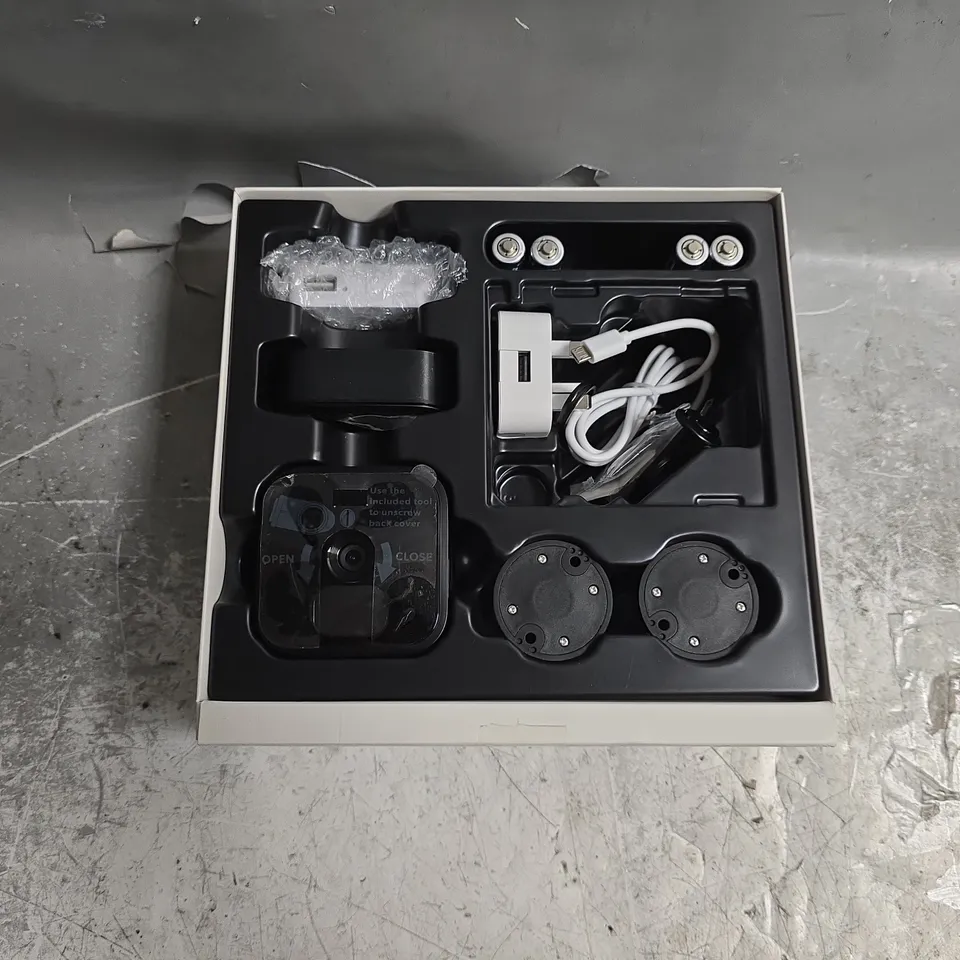 BOXED BLINK OUTDOOR BATTERY-POWERED SECURITY 2 CAMERA SYSTEM
