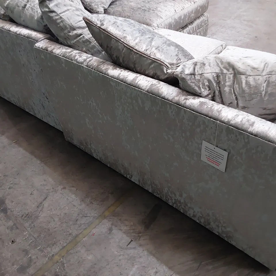 DESIGNER CHAISE SOFA CRUSHED SILVER VELVET WITH SCATTER CUSHIONS 