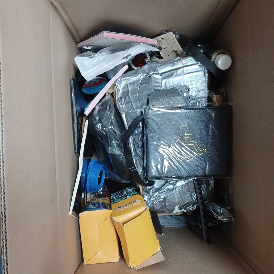 BOX OF ASSORTED CAR ITEMS TO INCLUDE - GREASE - SIDE MIRROR - LED BLUE BULBS / COLLECTION ONLY 