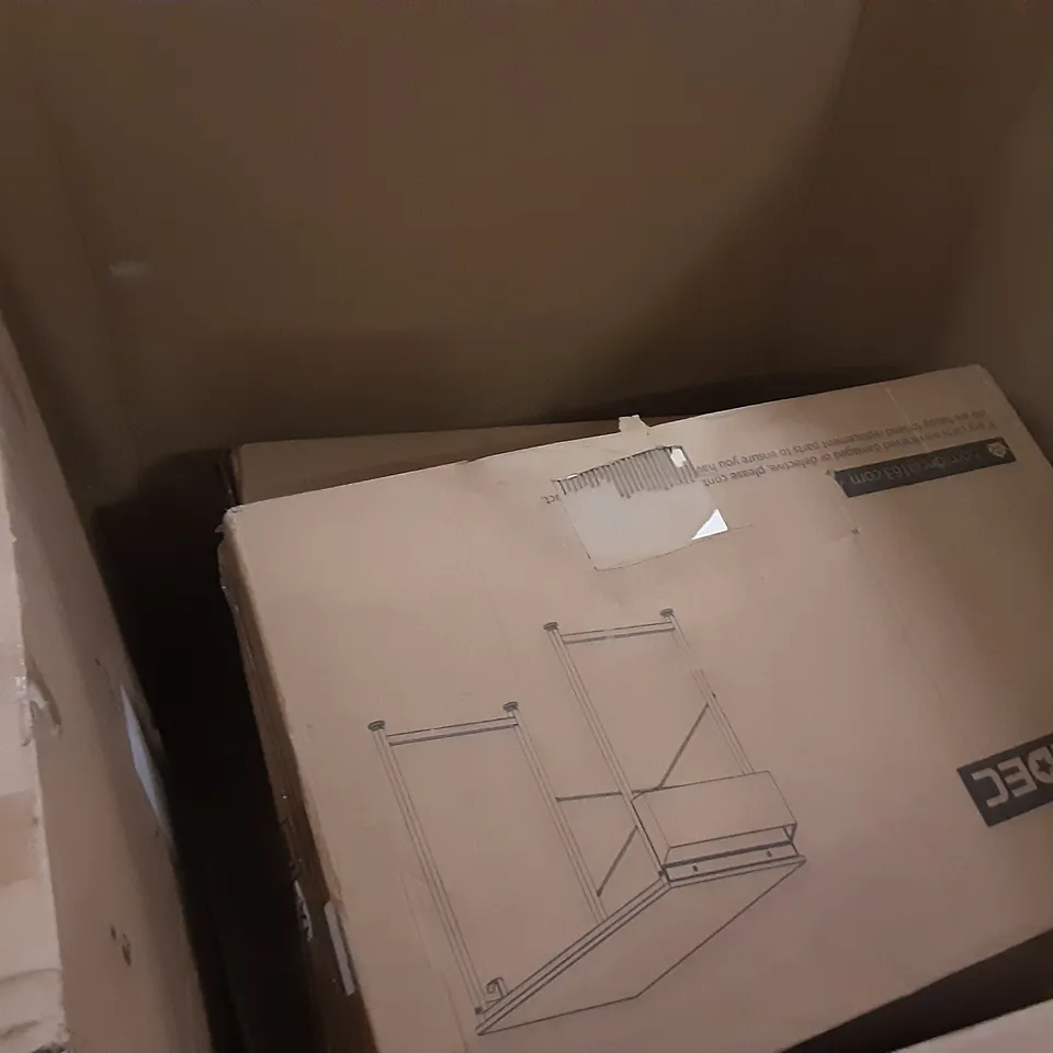 PALLET OF ASSORTED PRODUCTS INCLUDING FOLDOUT LOUNGE CHAIR, TOKESHIMI, LUCKY BOND BATHROOM STORAGE, SELECTMIRRORS RENNES, HOMIDEC DESK