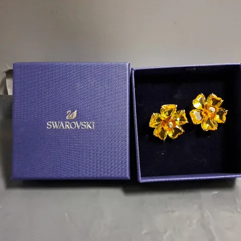 BOXED SWAROVSKI SPRING FLOWER EARRINGS 