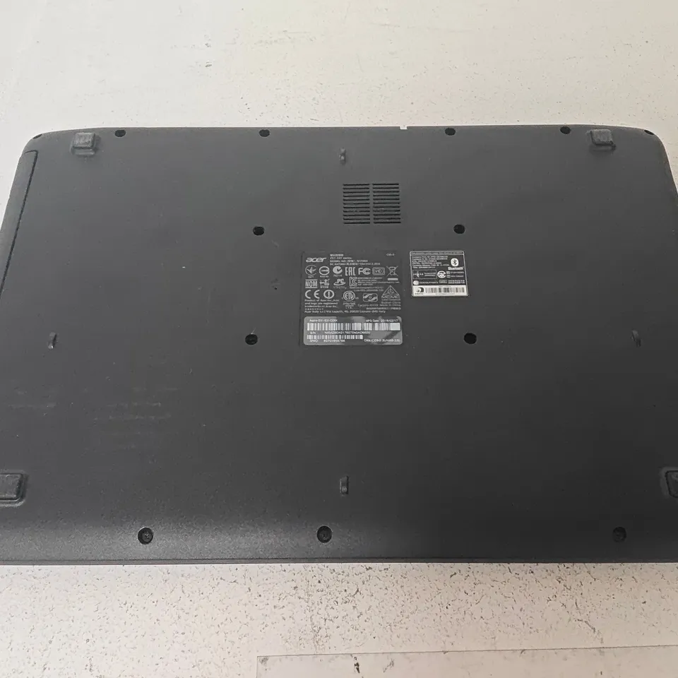 UNBOXED ACER ASPIRE LAPTOP IN BLACK - ES1-531