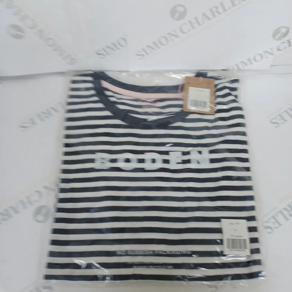 BAGGED BODEN STRIPE T-SHIRT SIZE M
