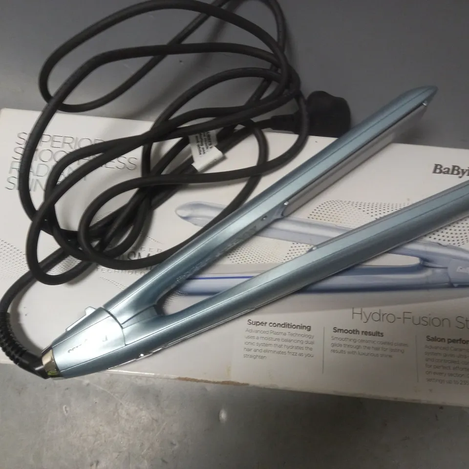 BOXED BABYLISS HYDRO-FUSION STYLER 