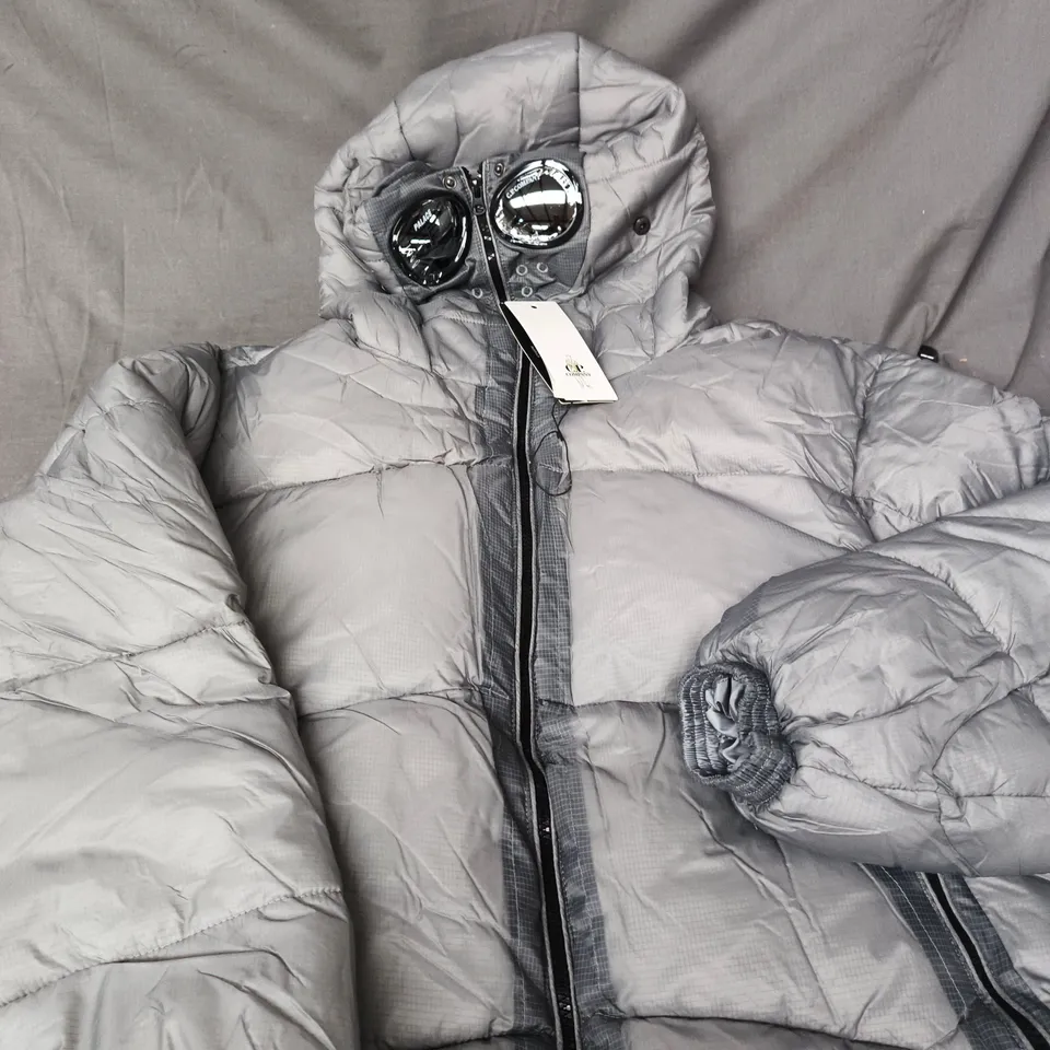 C.P. COMPANY GOGGLE HOODED DOWN JACKET – GREY - LARGE 