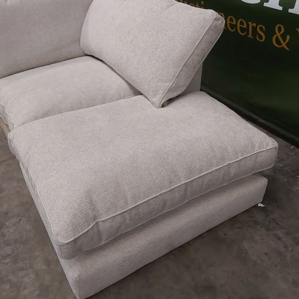 DESIGNER FABRIC UPHOLSTERED CHAISE SOFA PART WITH CUSHIONS - INCOMPLETE SOFA PIECE