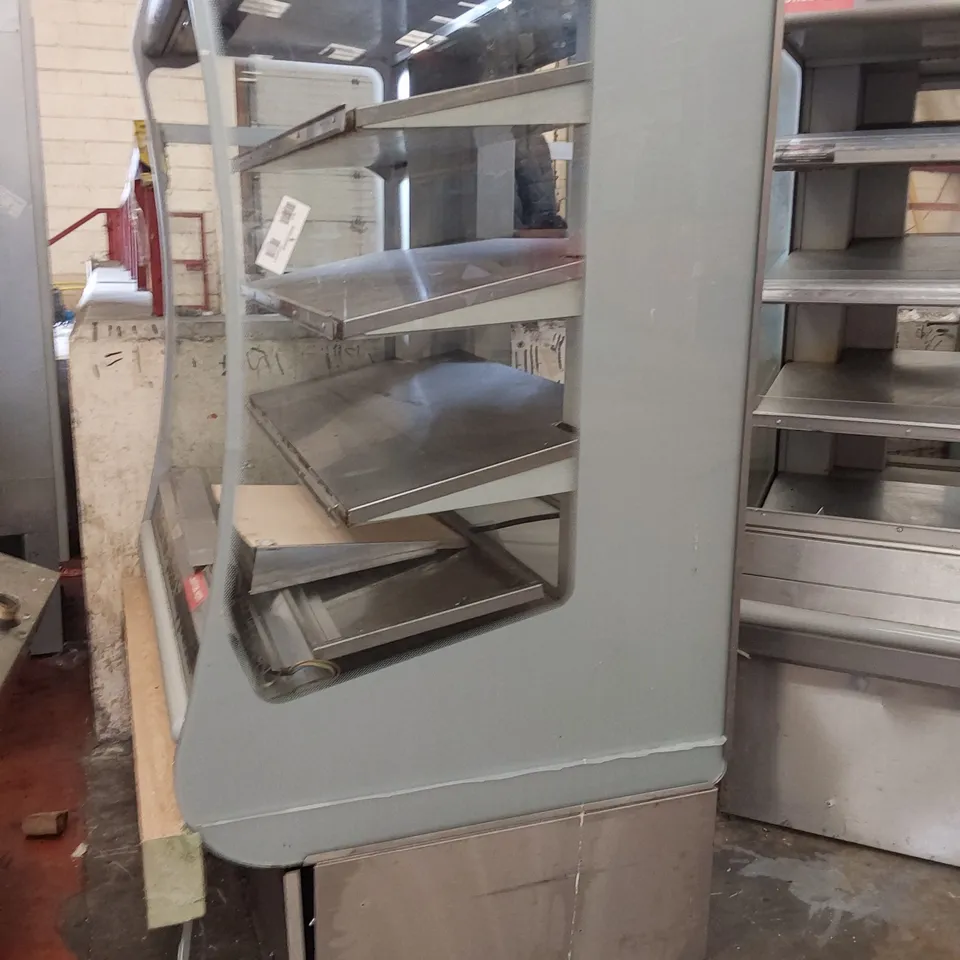 BKI SELF SERVE HEATED DISPLAY UNIT