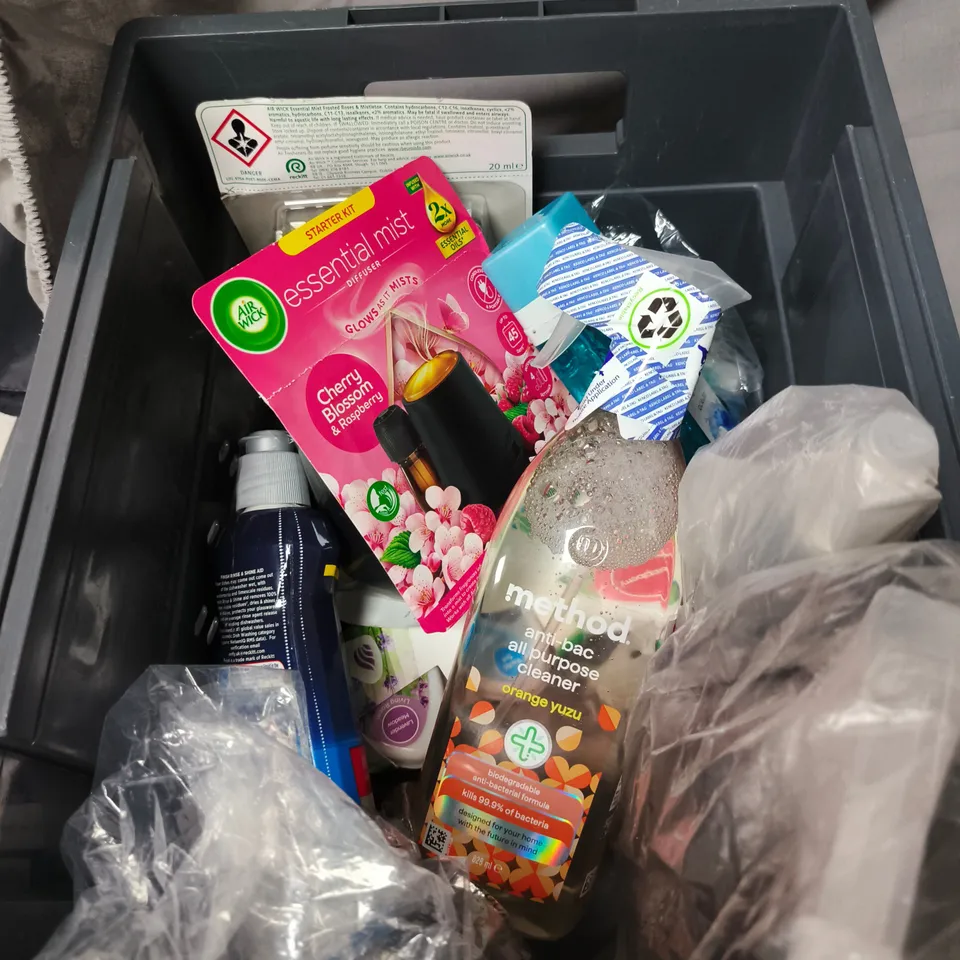 APPROXIMATELY 10 ASSORTED HOUSEHOLD LIQUIDS INCLUDING KIFRA LAUNDRY FRAGRANCE , FINISH GLASS WASH AND METHOD ALL PURPOSE CLEANER