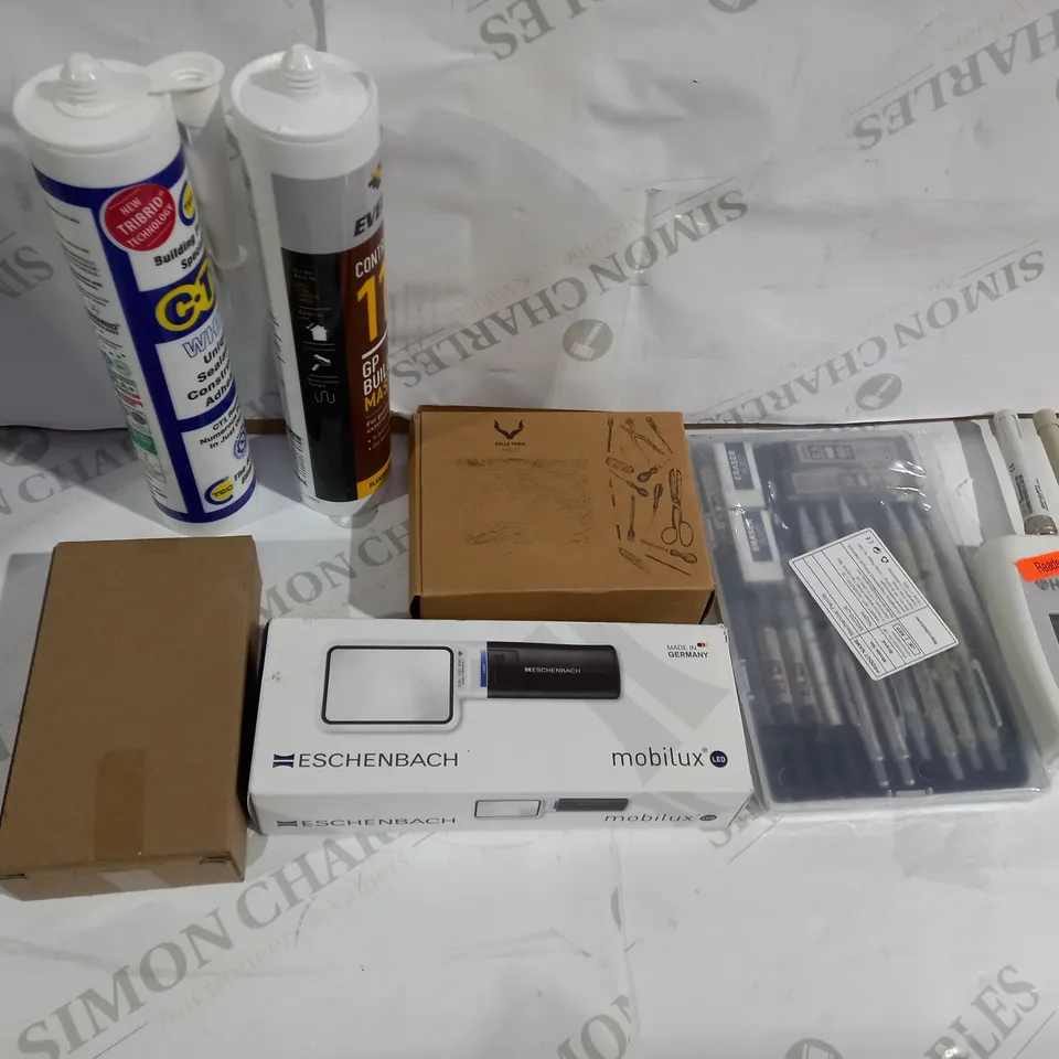 LOT OF ASSORTED HOUSEHOLD ITEMS 