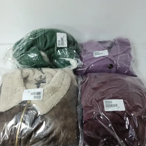 APPROXIMATELY 14 ASSORTED CLOTHING ITEMS IN VARIOUS SIZES, STYLES & COLOURS TO INCLUDE BRANDS SUCH AS CENTIGRADE, WYNNE LAYERS, COZEEHOME, ETC - COLLECTION ONLY