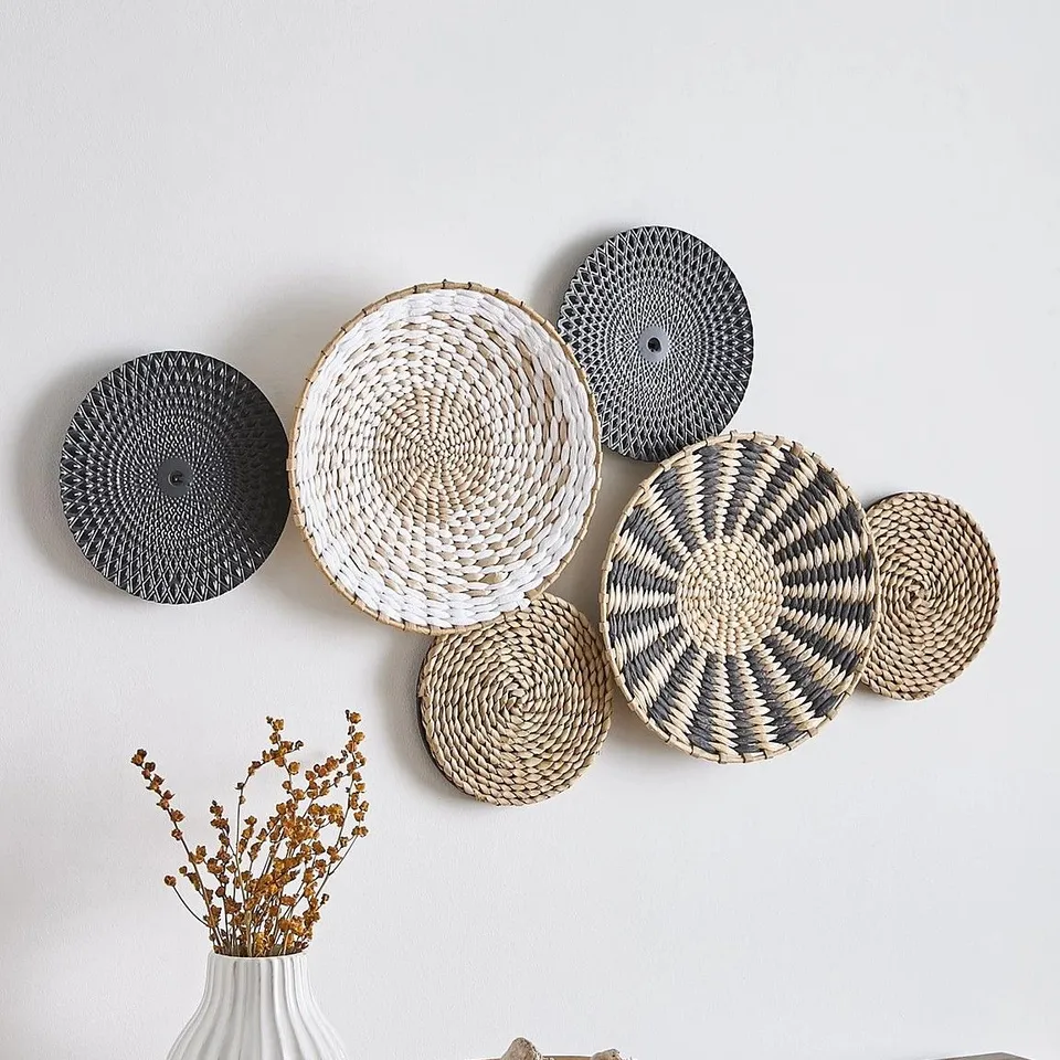 WOVEN CIRCLE WALL ART 80X45CM
