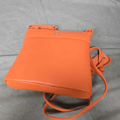 ASHWOOD LUXURY LEATHER CROSS BODY BAG IN ORANGE 