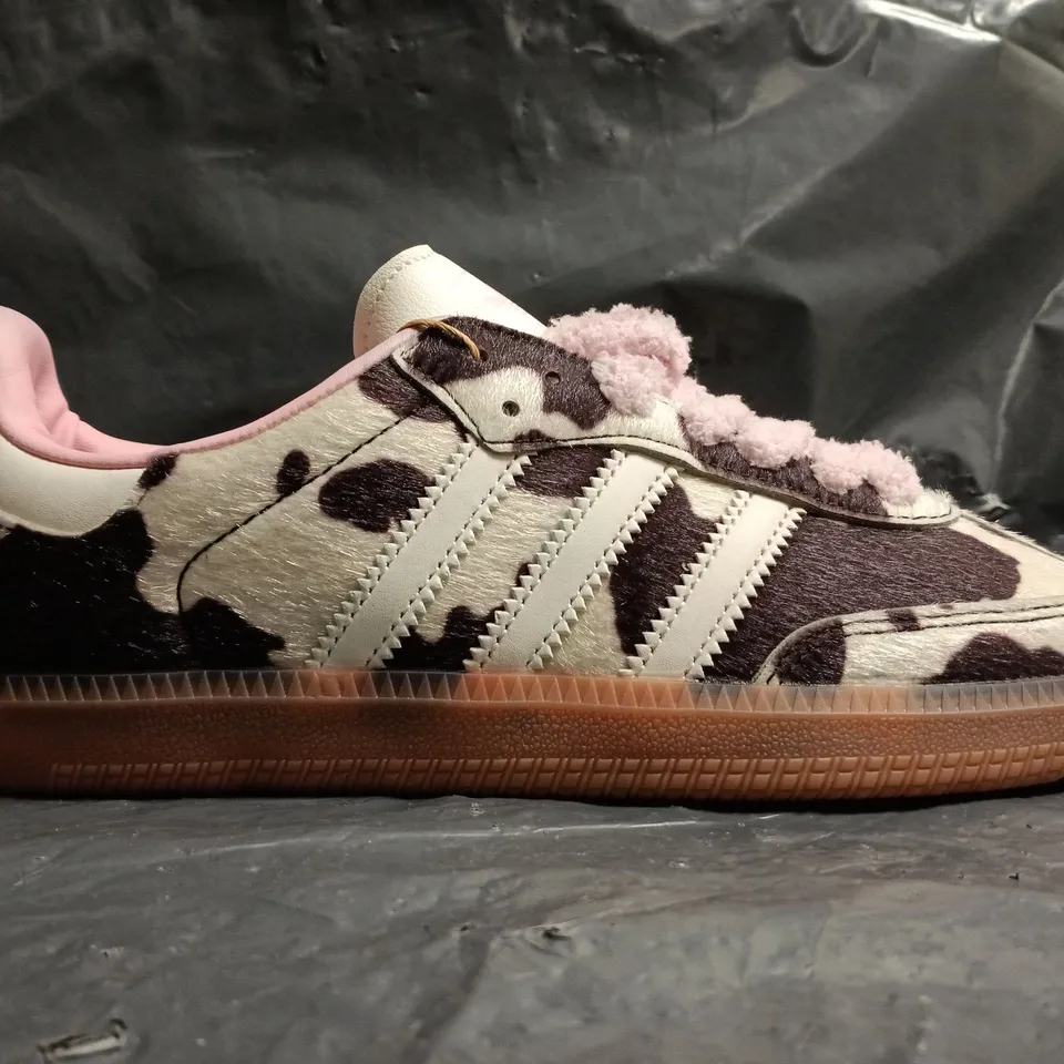 PAIR OF ADIDAS SAMBO OG COW PRINT TRAINERS SIZE UK 7.5