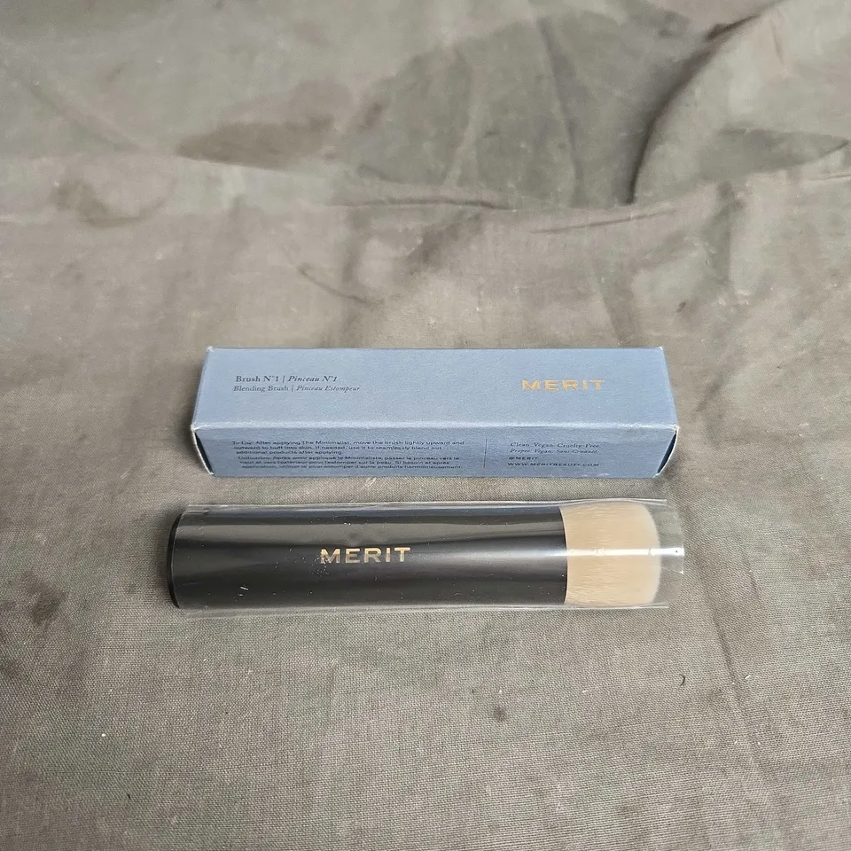 BOXED MERIT BRUSH N01 BLENDING BRUSH
