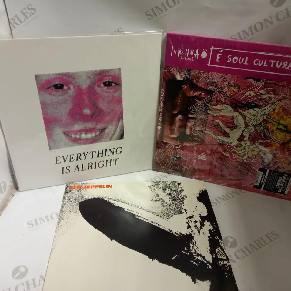 BOX OF APPROX 10 VINYLS INCLUDING LED ZEPPLIN, EVERYTHING IS ALRIGHT AND LUKE UNA 