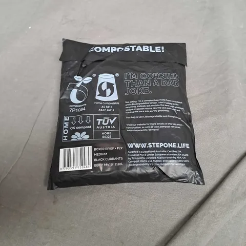 SEALED STEPONE BOXER BRIEF FLY MEDIUM BLACK CURRANTS 