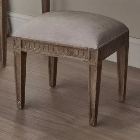 BOXED HOMESDIRECT 365 BELLE NATURAL ANTIQUE FRENCH STYLE STOOL