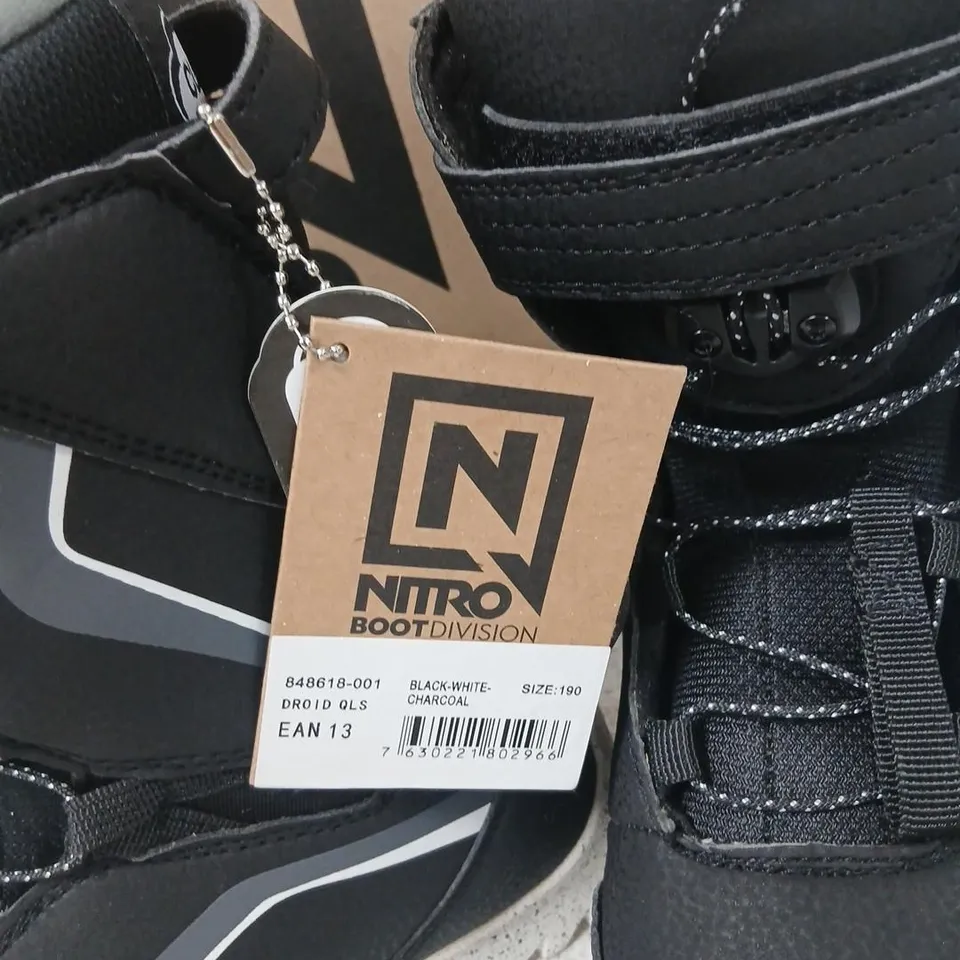 NITRO DROID QLS SNOWBOARD BOOTS, BLACK/WHITE/CHARCOAL, UK 13 (US 1.0) WITH TAGS