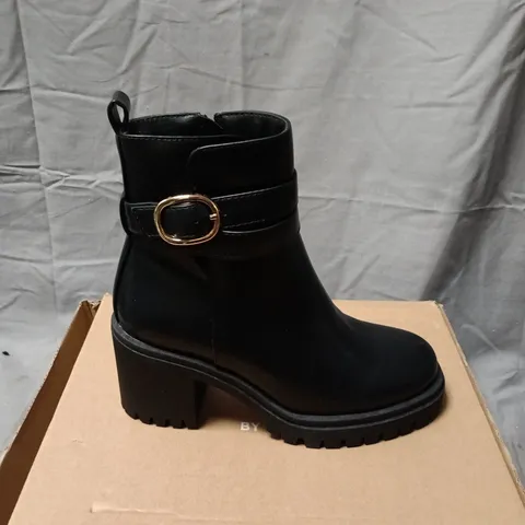 VERY WOMEN'S BLACK ANKLE BOOTS WITH GOLD-BUCKLE STRAP – CHUNKY SOLE SIZE 3