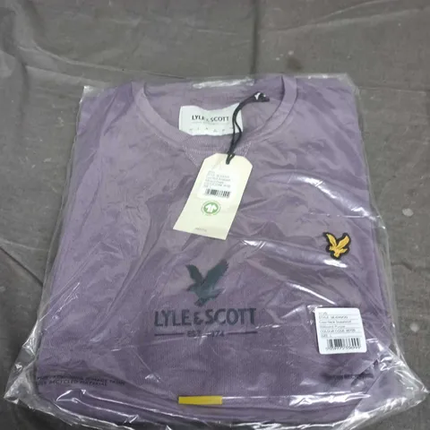 LYLE & SCOTT CREW NECK SWEATSHIRT – BILLBOARD PURPLE, SIZE L