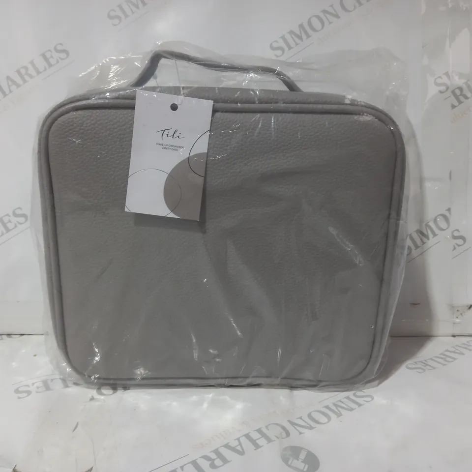 TILIS MAKEUP STORAGE BAG - GREY