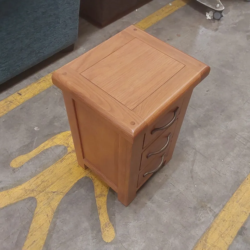 DESIGNER WOODEN 3 DRAWER CHEST OF DRAWERS