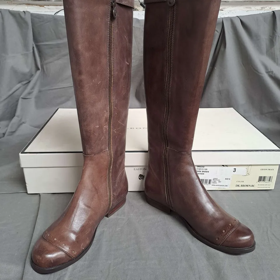 BOXED PAIR OF LEON MAX GRAZED CALF BOOT IN DARK BROWN LEATHER SIZE 3