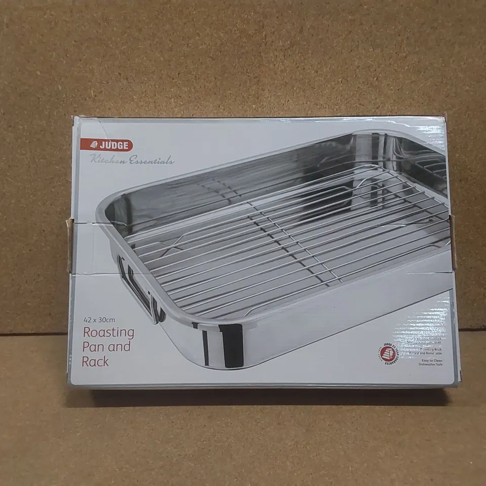 BOXED JUDGE SPECIALITY COOKWARE ROASTING PAN AND RACK - 42 X 30cm