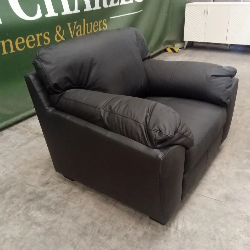 MONTREAL REAL LEATHER/FAUX LEATHER ARMCHAIR RRP £599