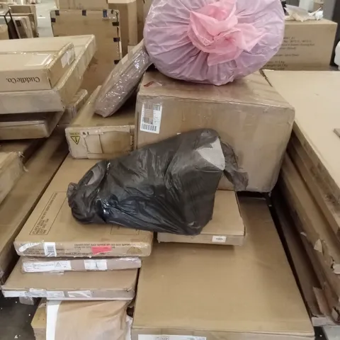 PALLET OF ASSORTED INCOMPLETE DESIGNER FURNITURE PARTS AND PIECES 