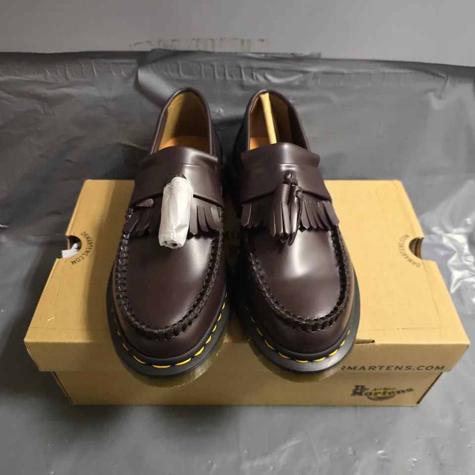 BOXED PAIR OF DR MARTENS ADRIAN YS SHOES - UK SIZE 4
