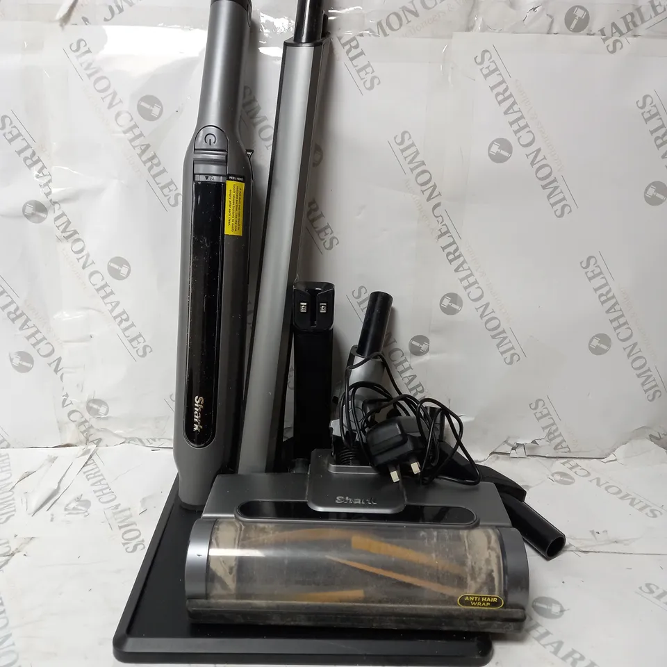 SHARK WANDVAC 2-IN-1 LIGHTWEIGHT CORDLESS HANDHELD VACUUM CLEANER