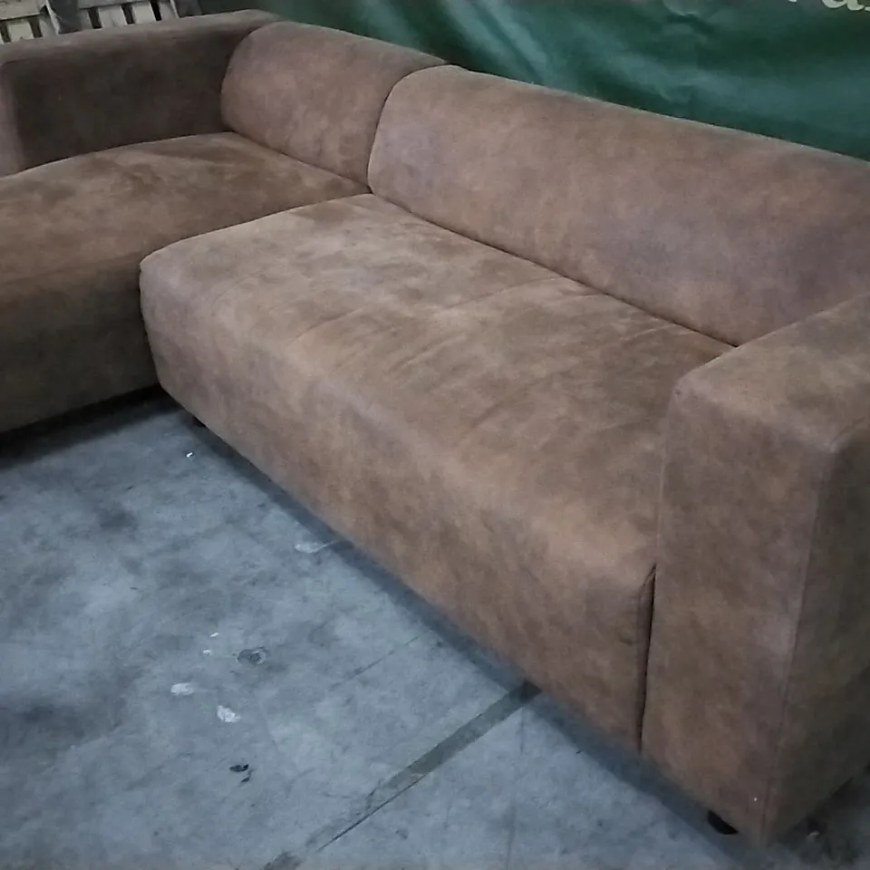 QUALITY DESIGNER RUST FABRIC CHAISE LOUNGE SOFA