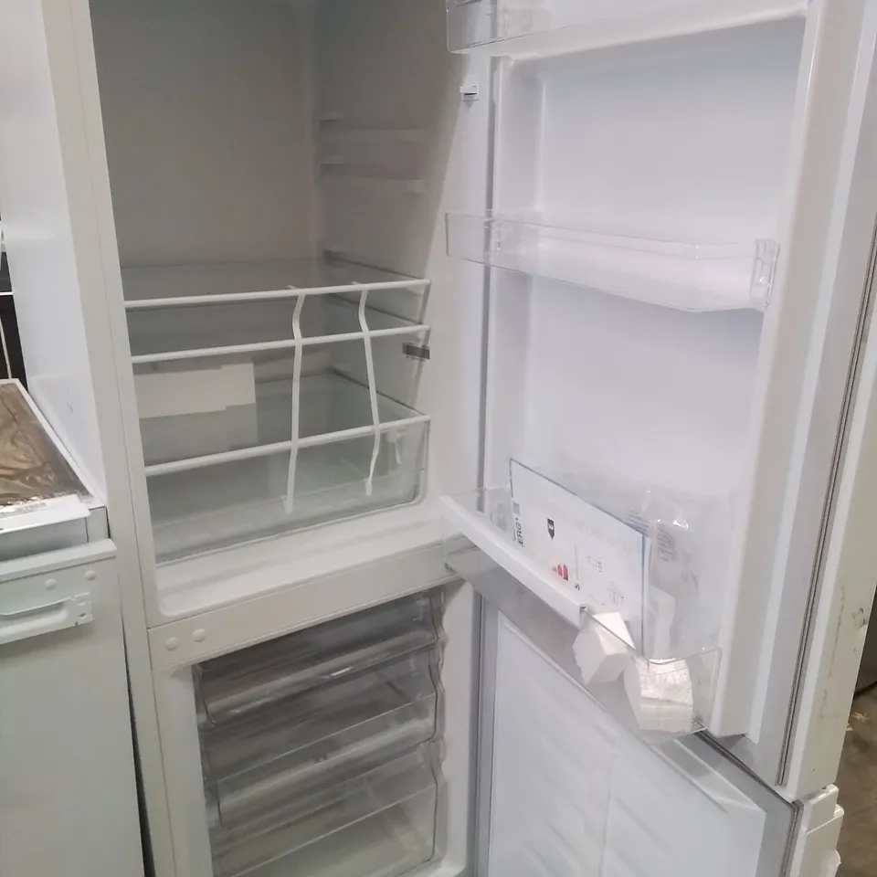 FRIDGEMASTER FREESTANDING 60/40 FRIDGE FREEZER IN WHITE - (MC50175A)