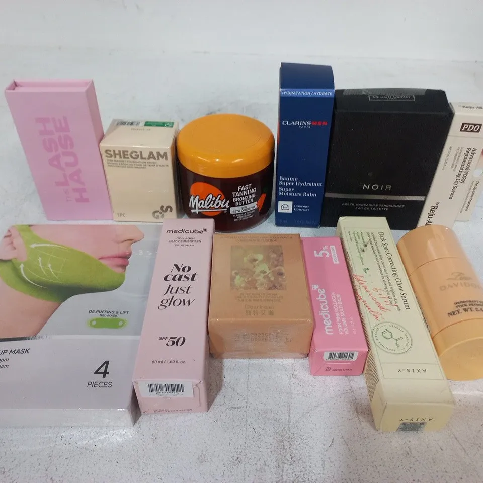 LOT OF 12 ASSORTED HEALTH AND BEAUTY ITEMS TO INCLUDE COOLING MASKS, MOISTURE BALM AND SHEGLAM FOUNDATION BRUSH