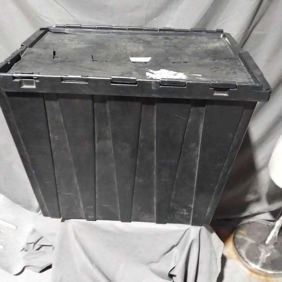 LARGE BLACK TRANSPORTATION BOX