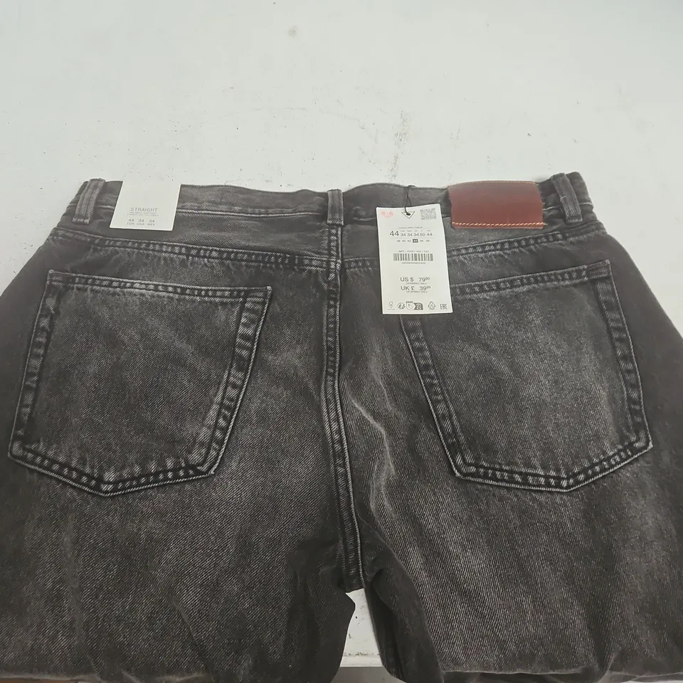 ZARA STRAIGHT LEG JEANS IN WASHED BLACK - EUR 44