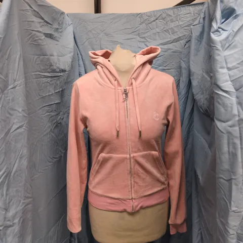 JUICY COUTURE PINK VELOUR HOODIE – UK XS (US XS)
